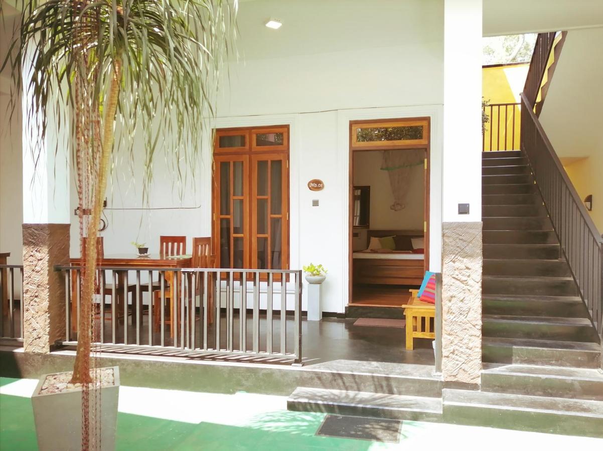 Ceylonima Home Stay Anurâdhapura Extérieur photo