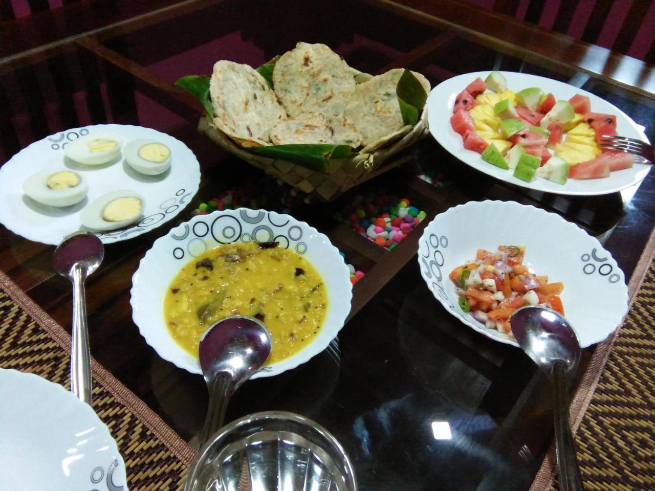 Ceylonima Home Stay Anurâdhapura Extérieur photo