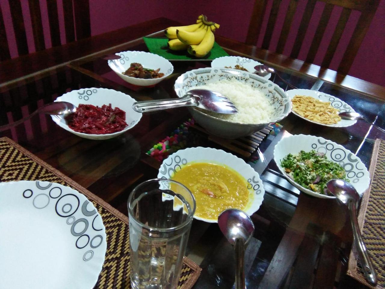 Ceylonima Home Stay Anurâdhapura Extérieur photo