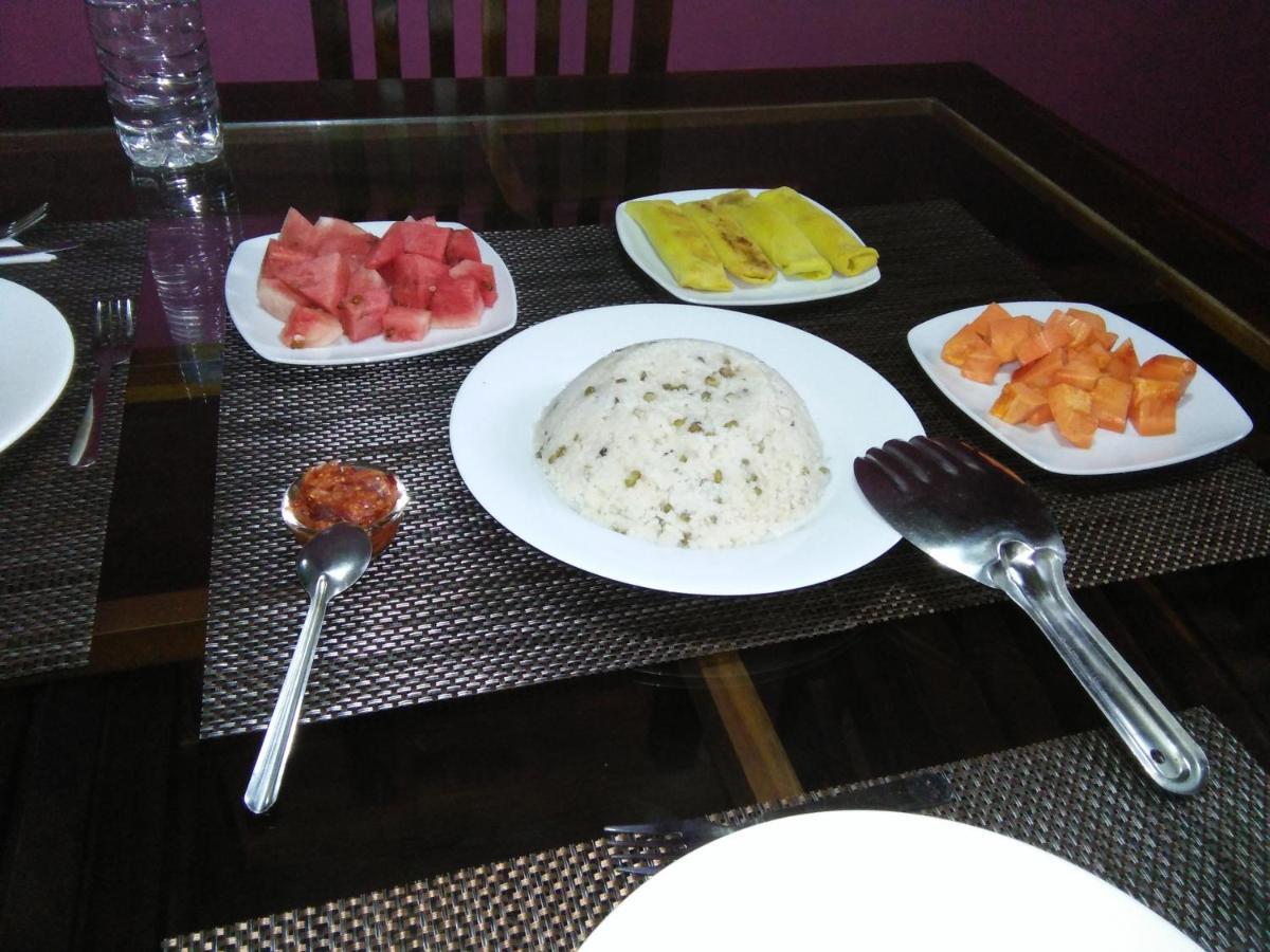 Ceylonima Home Stay Anurâdhapura Extérieur photo