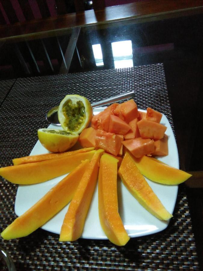 Ceylonima Home Stay Anurâdhapura Extérieur photo