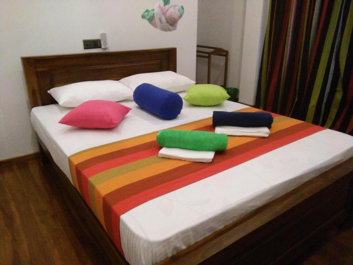 Ceylonima Home Stay Anurâdhapura Extérieur photo